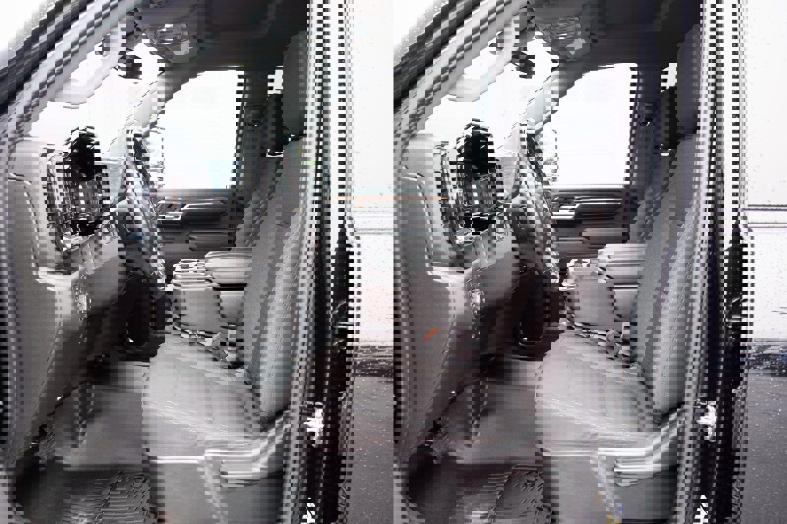 Used 2024 Chevrolet Silverado 3500 LT image 10