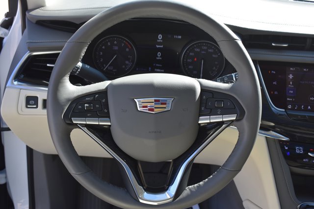 Used 2024 Cadillac XT6 Premium Luxury w/ Technology Package image 22