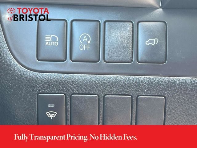 Used 2018 Toyota Highlander Plus AWD/4WD image 31