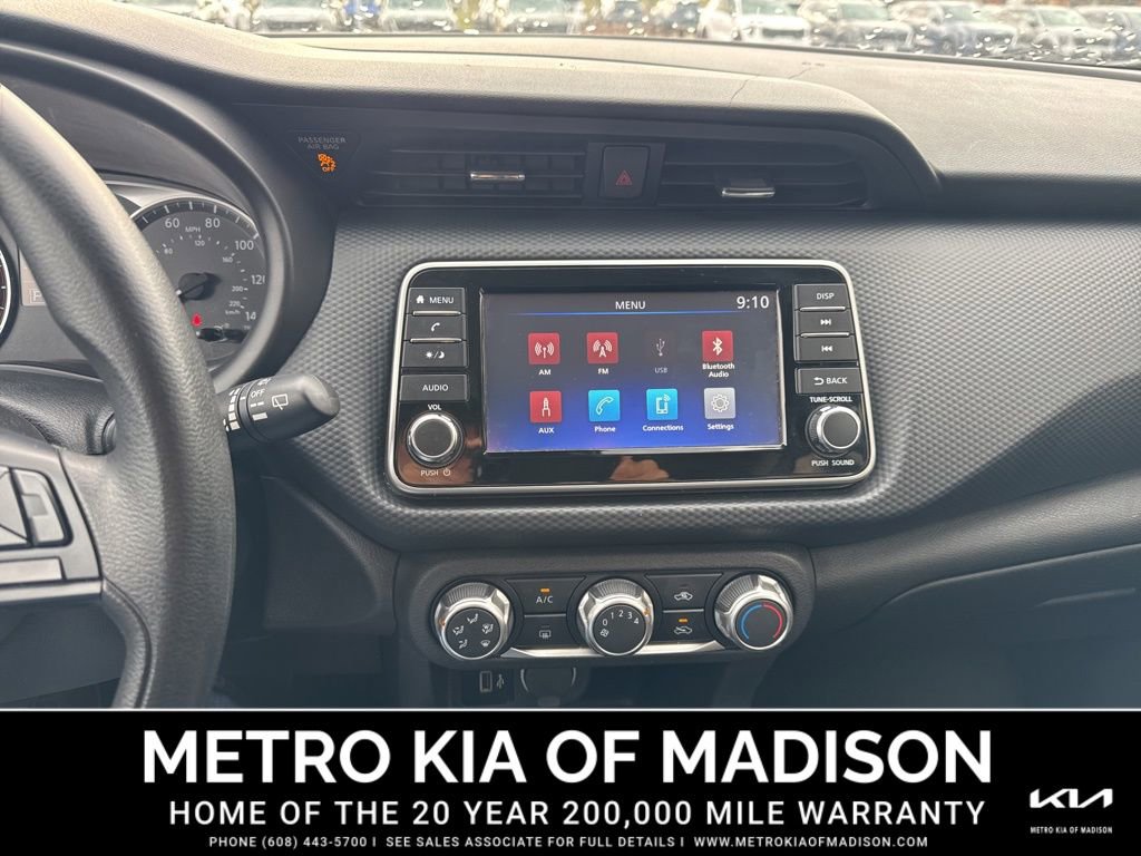 Used 2023 Nissan Kicks S image 19