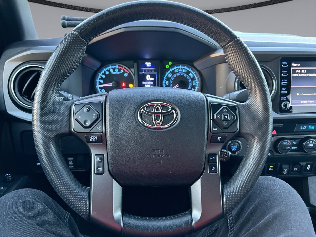 Used 2022 Toyota Tacoma TRD Sport w/ Technology Package RWD image 15
