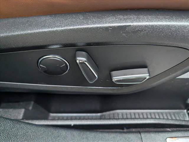 Used 2023 Lincoln Nautilus Reserve AWD/4WD image 15