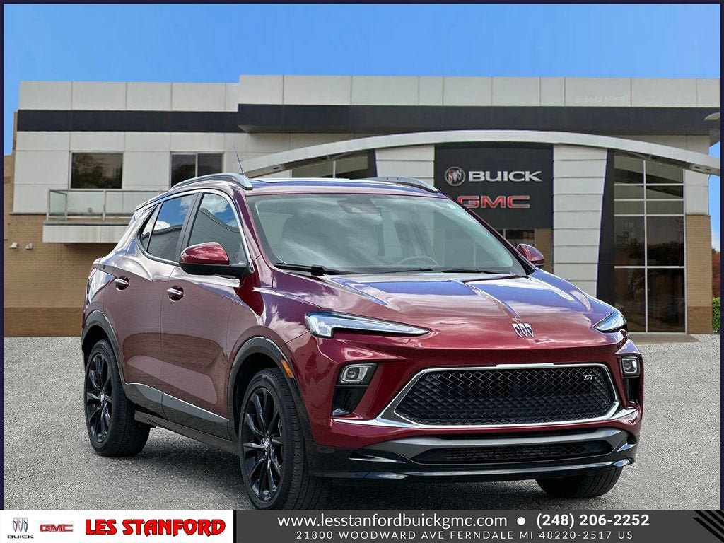 Used 2024 Buick Encore GX Sport Touring w/ Experience Buick Package FWD image 8