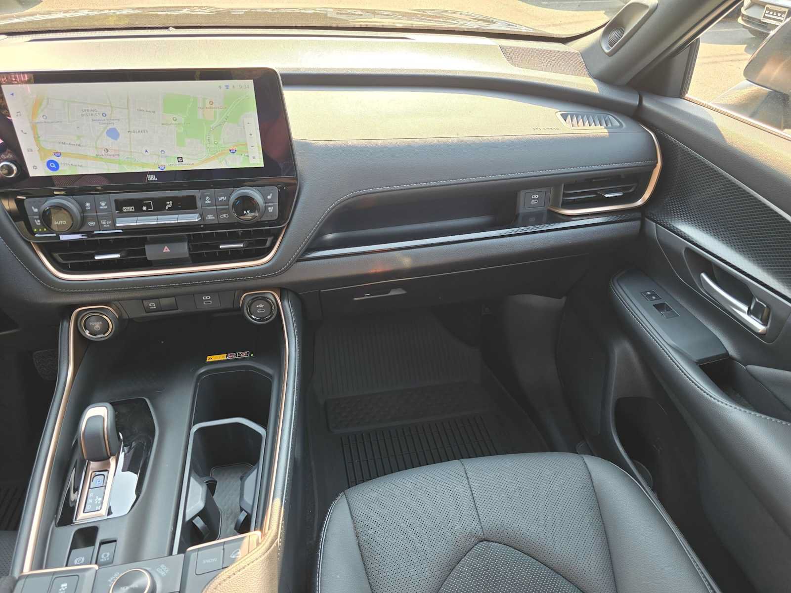 Used 2025 Toyota Grand Highlander AWD Hybrid image 19