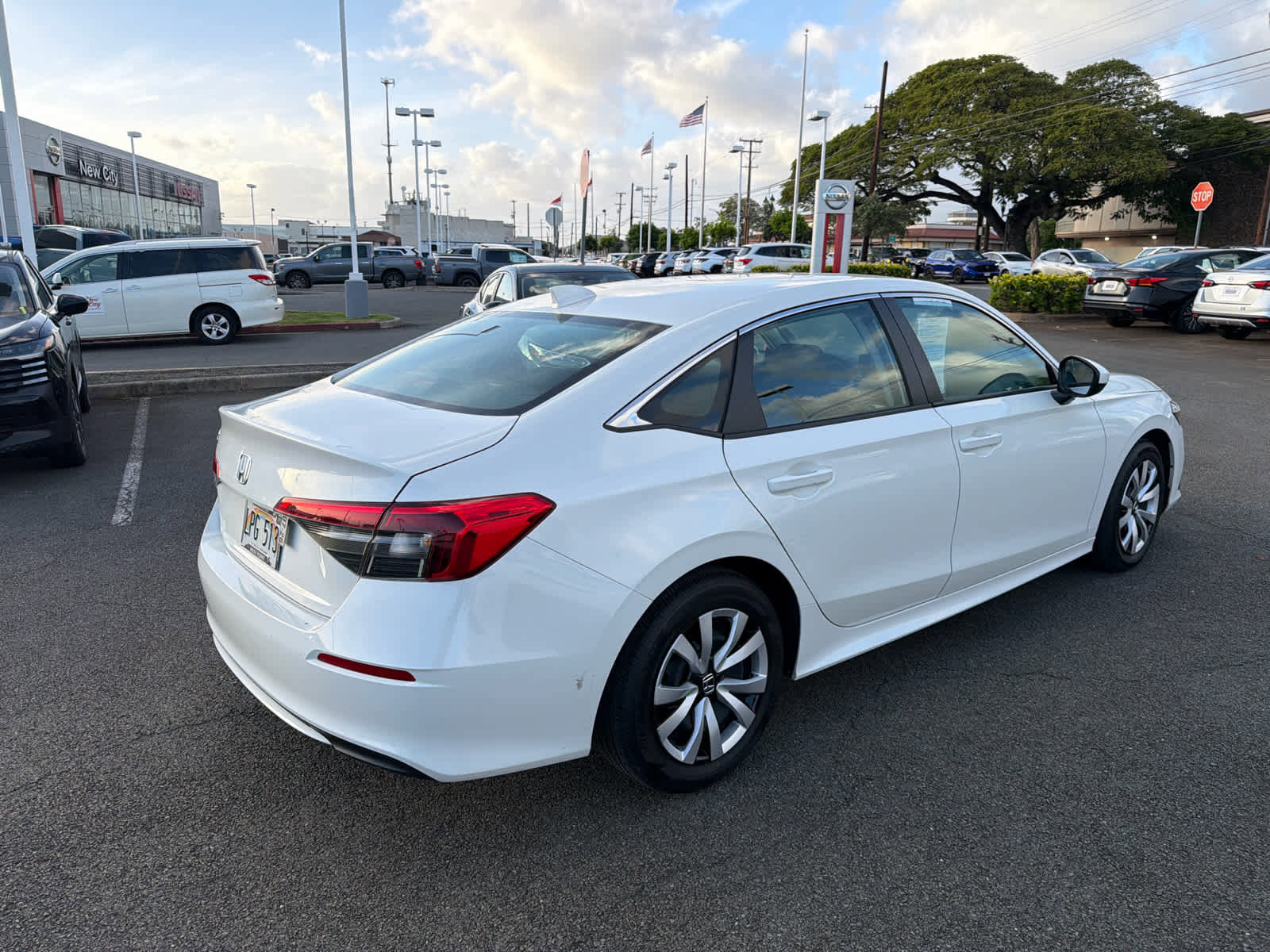 Used 2024 Honda Civic LX image 3