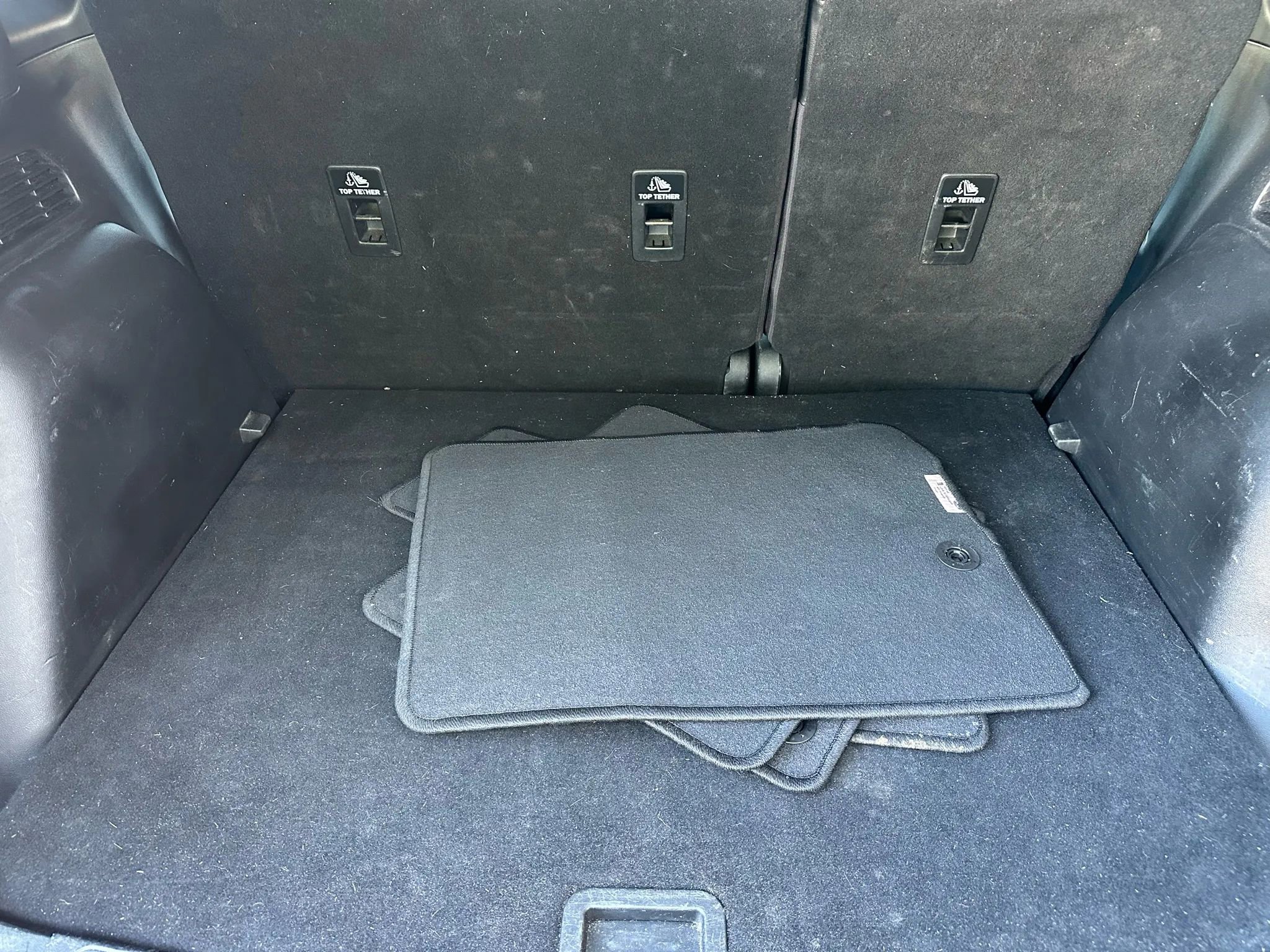 Used 2020 Ford Escape Titanium image 25