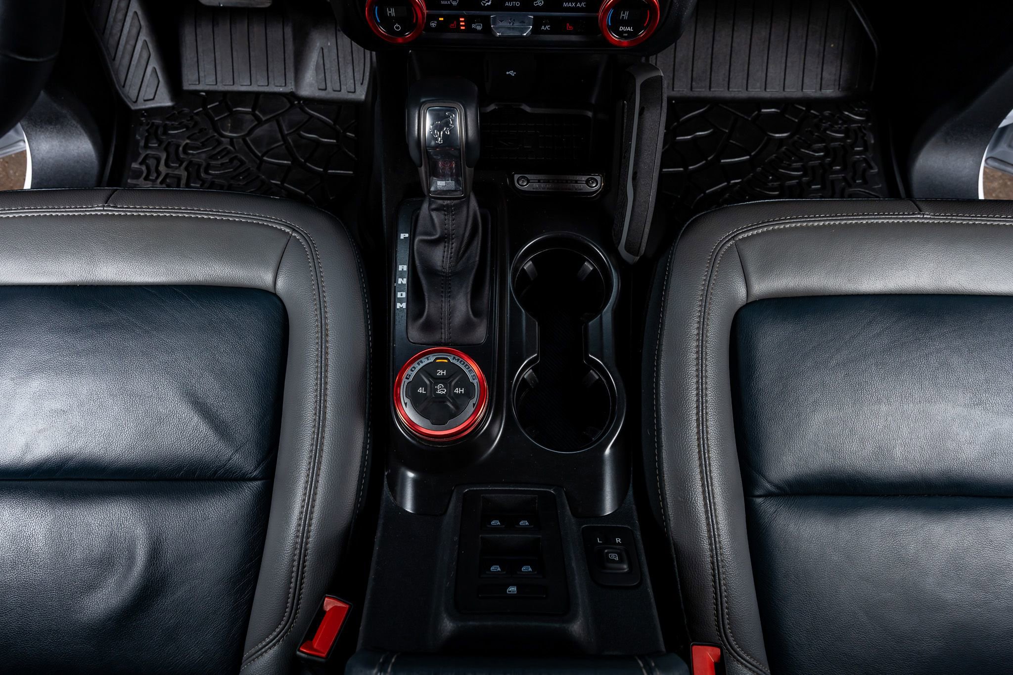 Used 2024 Ford Bronco Outer Banks image 28