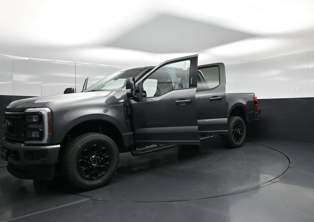 New 2026 Ford F250 XLT w/ XLT Premium Package AWD/4WD image 30