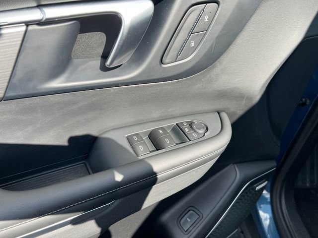 Certified 2025 Buick Enclave Preferred FWD image 22