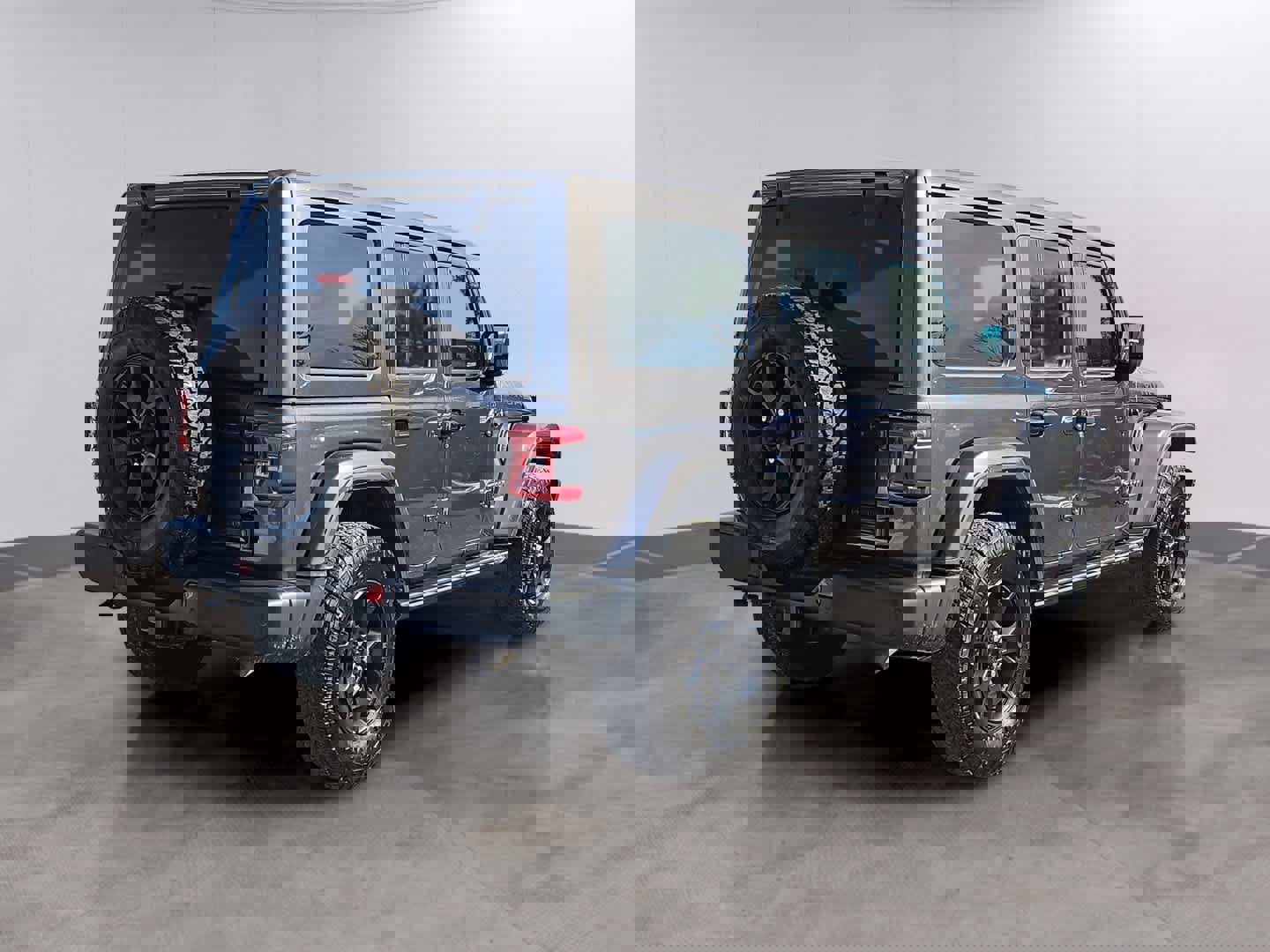 Used 2019 Jeep Wrangler Unlimited Sahara w/ Quick Order Package 24M Moab image 4