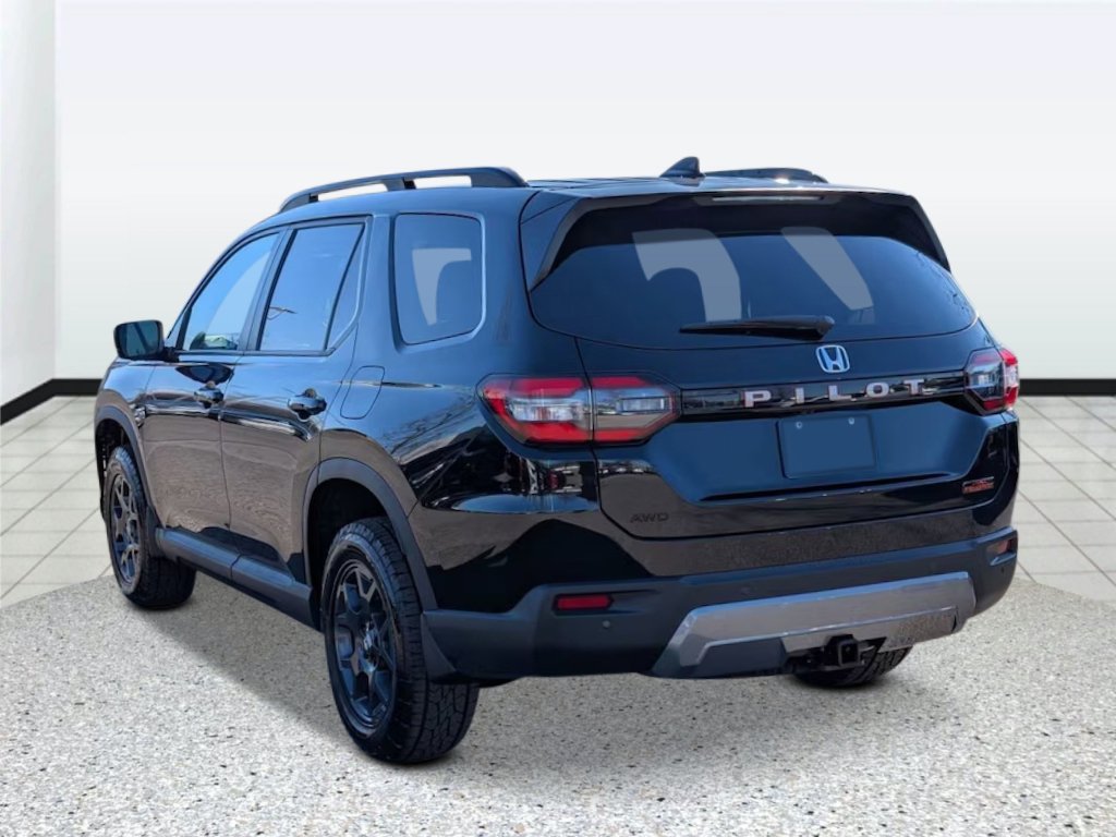 New 2026 Honda Pilot TrailSport image 5