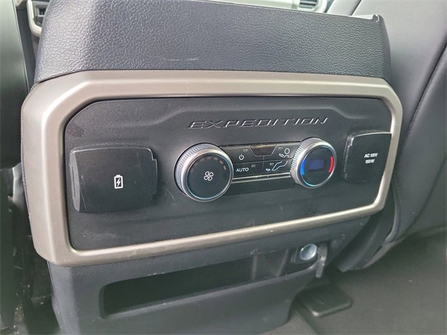 Used 2024 Ford Expedition Max XLT image 23