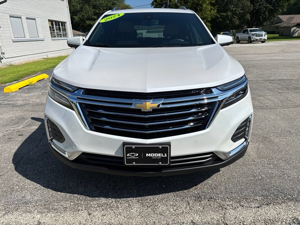 Used 2024 Chevrolet Equinox Premier FWD image 2