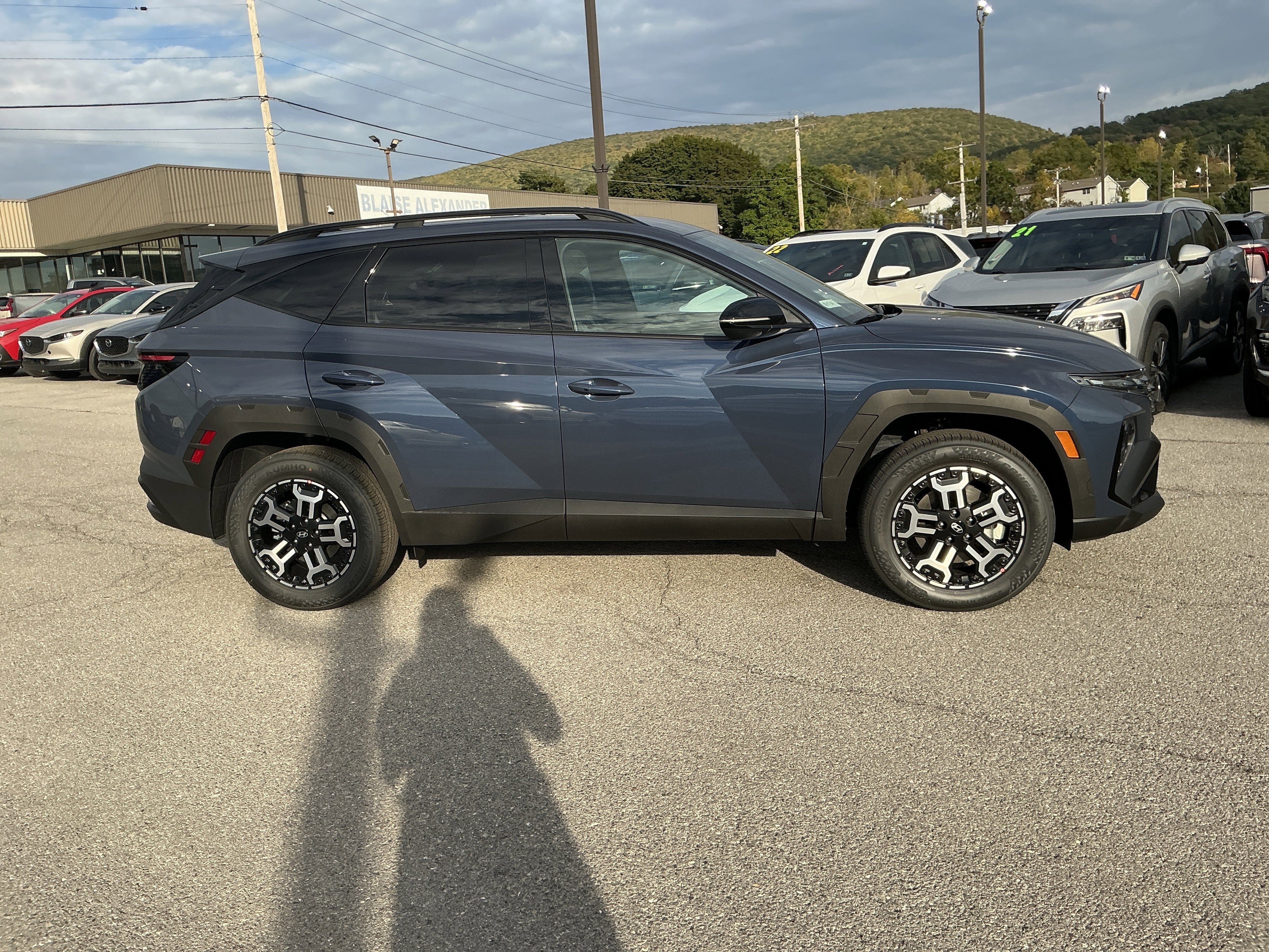 New 2026 Hyundai Tucson XRT image 2