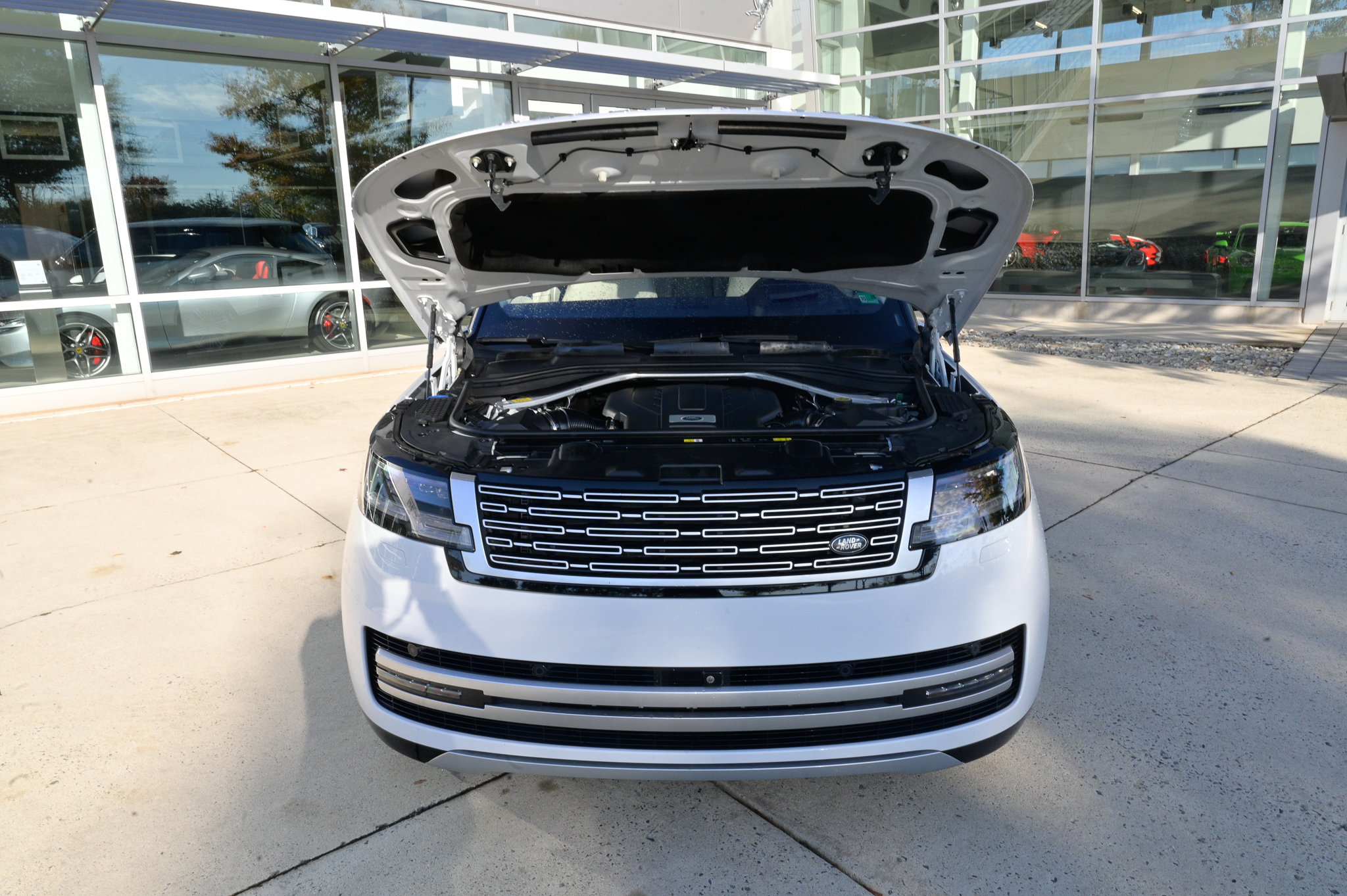 Used 2023 Land Rover Range Rover Autobiography image 62