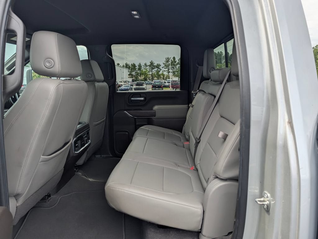 Used 2021 GMC Sierra 2500 SLT w/ SLT Convenience Package AWD/4WD image 16