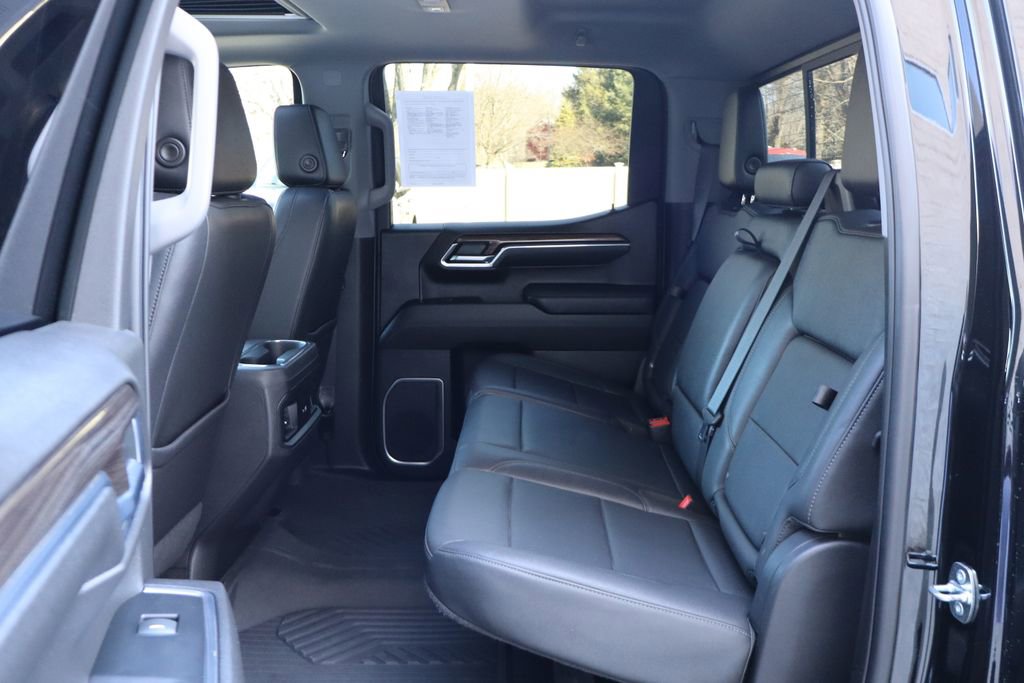 Used 2023 Chevrolet Silverado 1500 LT Trail Boss w/ LT Trail Boss Premium Package image 11