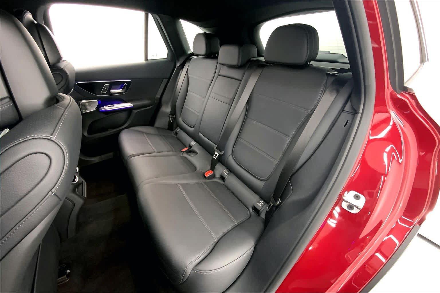 Used 2026 Mercedes-Benz GLC 300 image 17