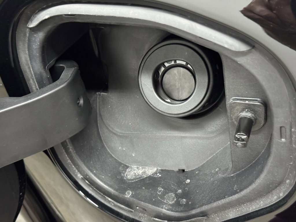 New 2025 GMC Canyon AT4 image 21