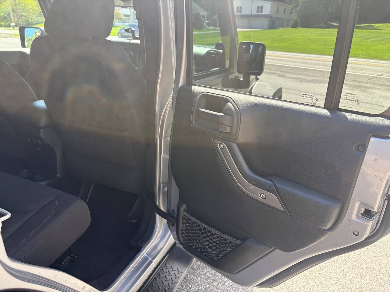 Used 2014 Jeep Wrangler Unlimited Sport w/ Quick Order Package 23S AWD/4WD image 16