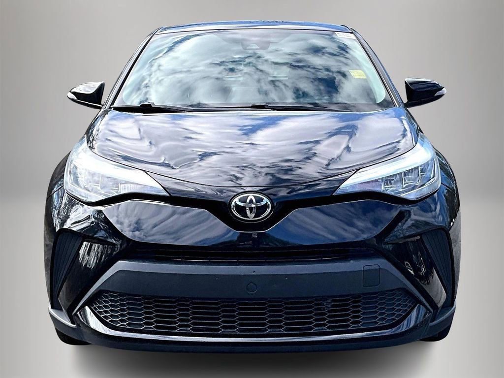 Used 2021 Toyota C-HR LE image 3