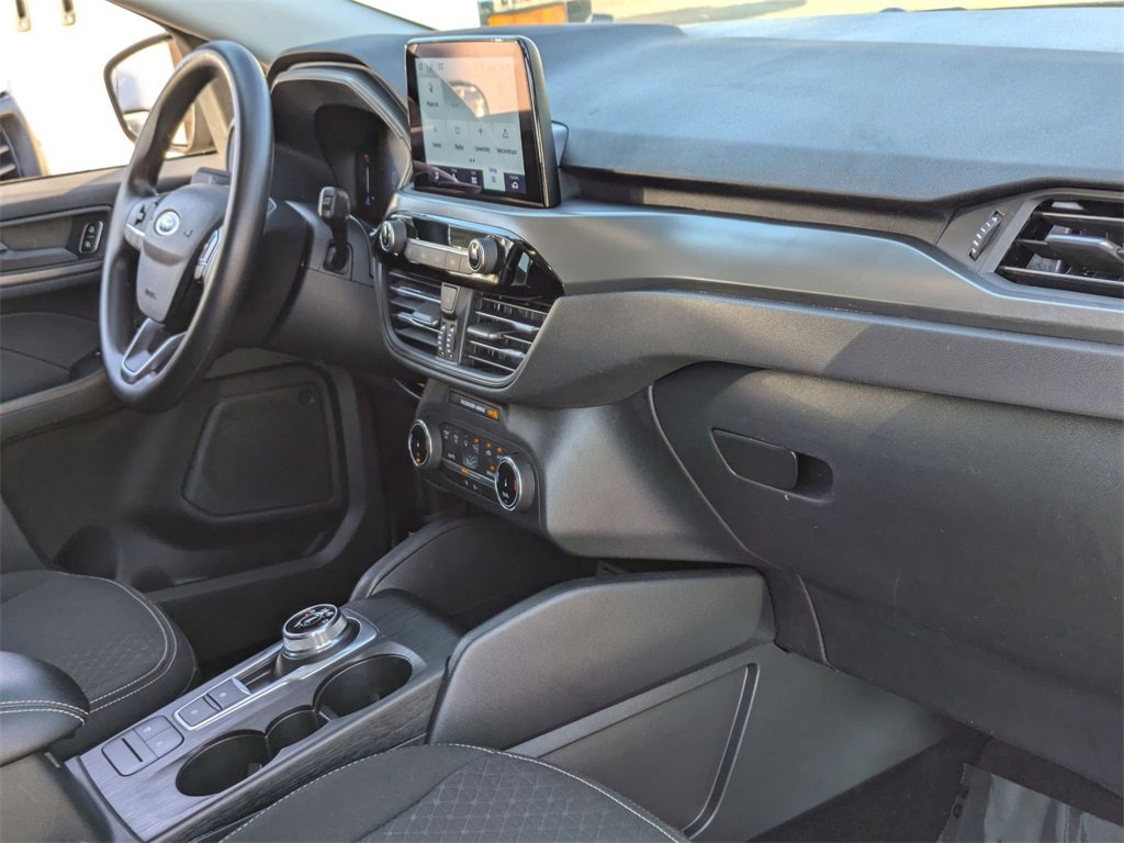 Used 2025 Ford Escape Active image 31