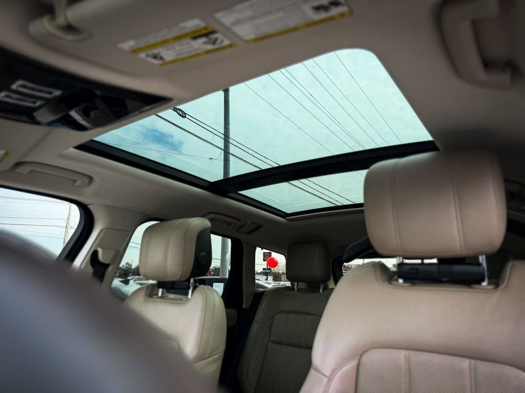 Used 2018 Land Rover Range Rover Sport HSE image 26