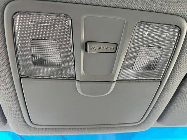 Used 2011 Hyundai Elantra GLS image 25