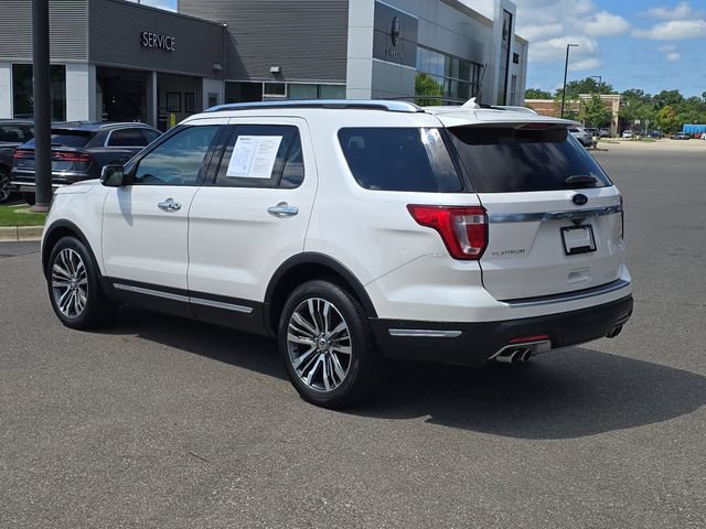 Used 2019 Ford Explorer Platinum AWD/4WD image 3