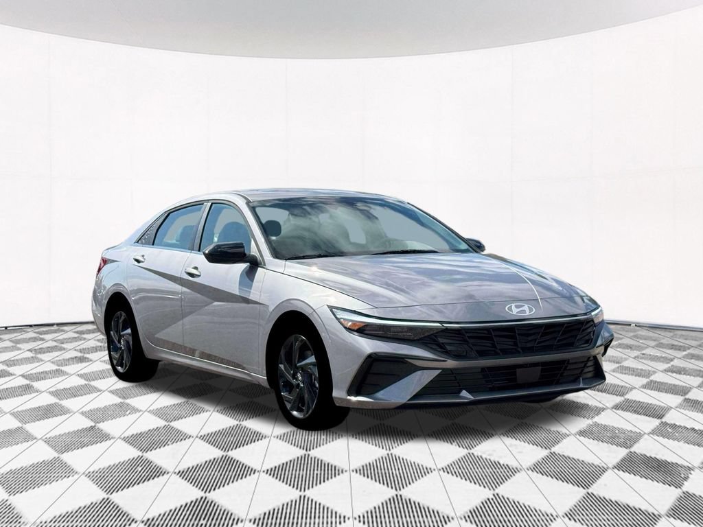 New 2026 Hyundai Elantra SEL Sport Premium FWD image 16