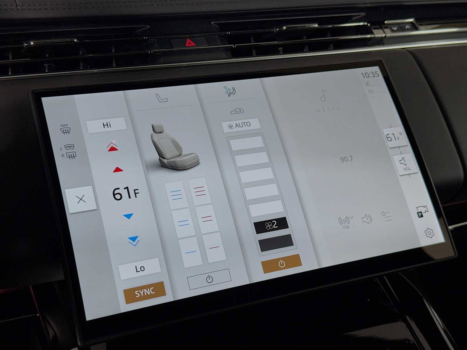 New 2025 Land Rover Range Rover Sport Dynamic SE image 15