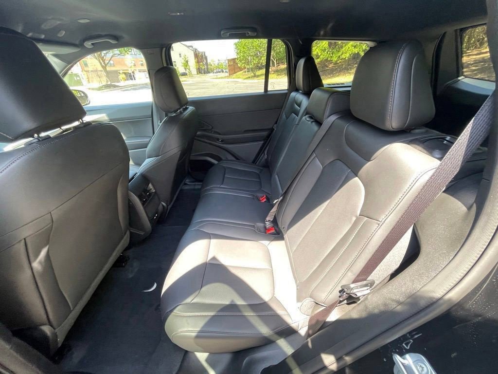 New 2026 Jeep Cherokee Limited AWD/4WD image 9