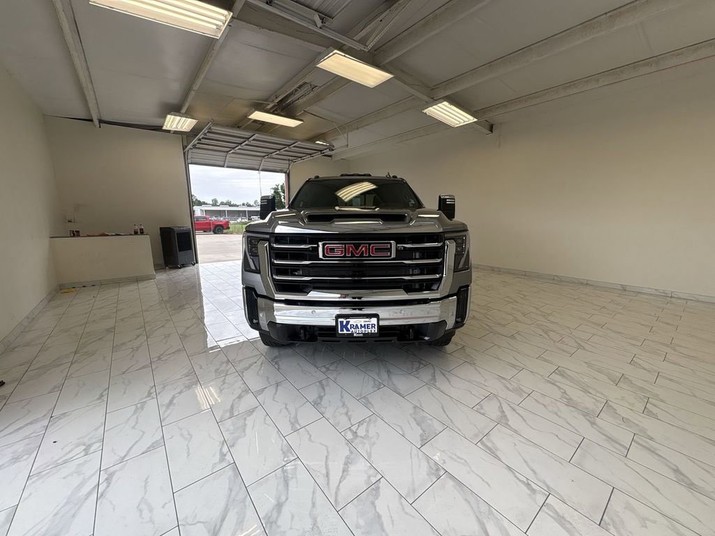 New 2026 GMC Sierra 3500 SLT w/ SLT Convenience Package image 3