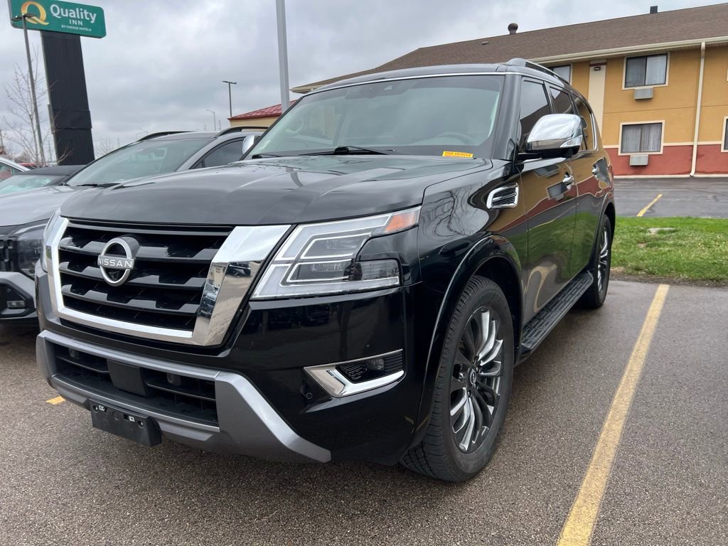 Used 2023 Nissan Armada Platinum w/ Captain's Chairs Package AWD/4WD image 3