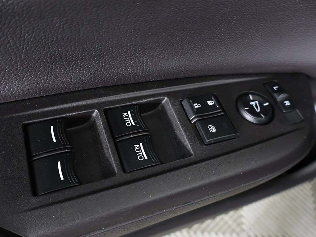 Used 2020 Acura ILX FWD image 36