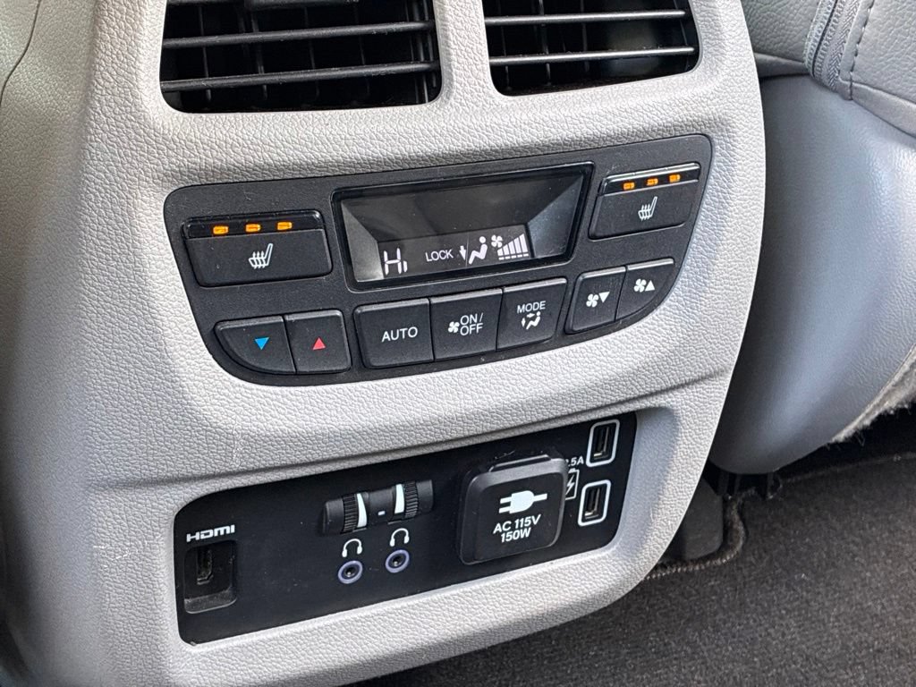 Used 2022 Honda Pilot Touring image 56