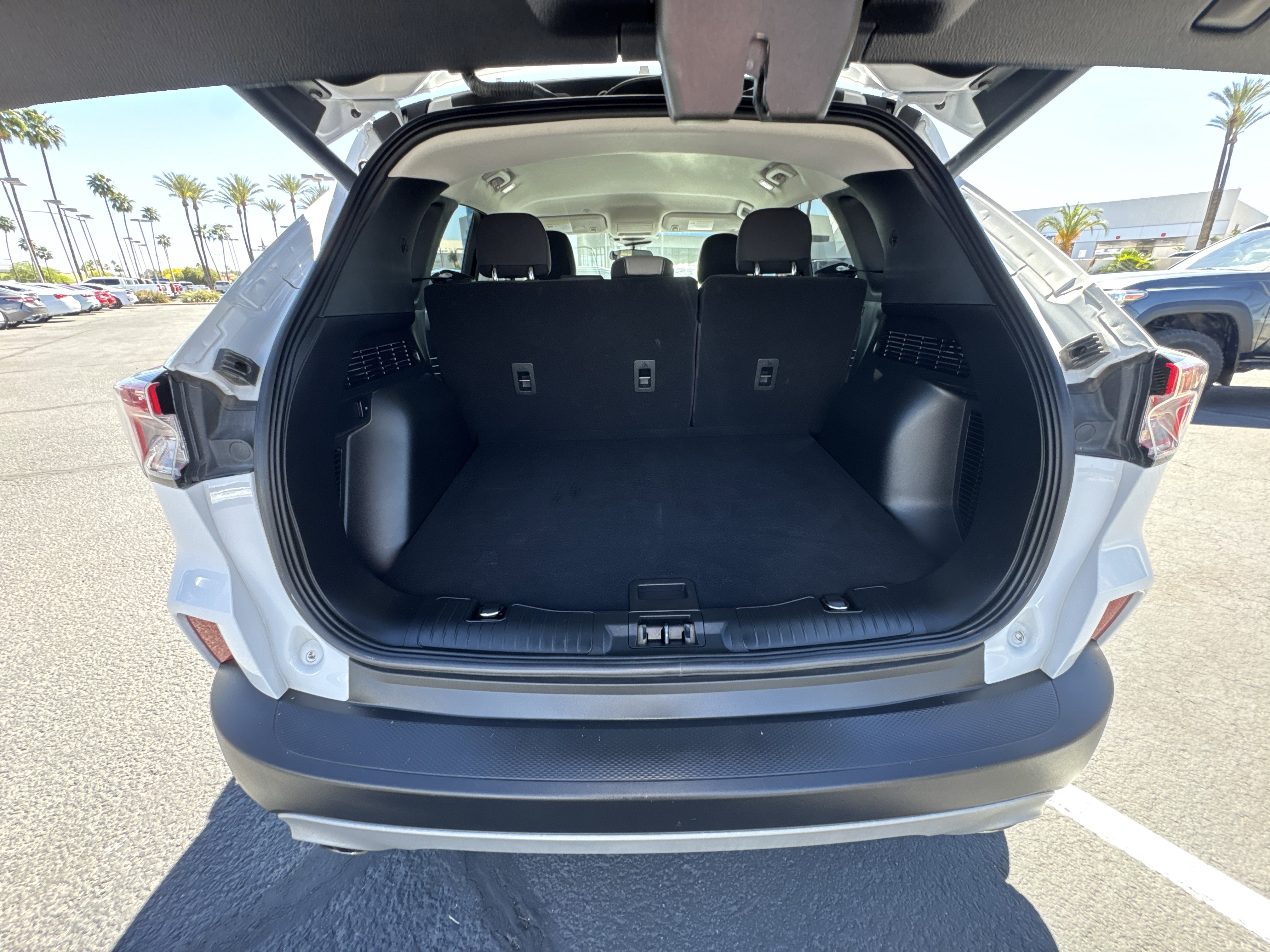 Used 2021 Ford Escape SE w/ Convenience Package image 26