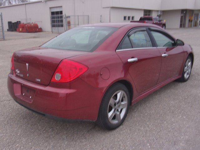 Used 2010 Pontiac G6 Sedan image 7