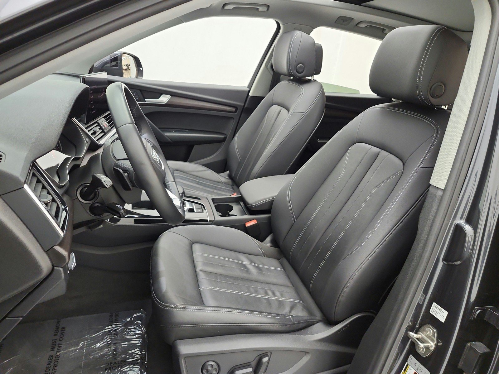 Used 2023 Audi Q5 2.0T Premium w/ Convenience Package AWD/4WD image 15