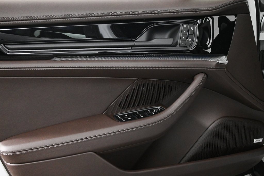 New 2026 Porsche Panamera image 6