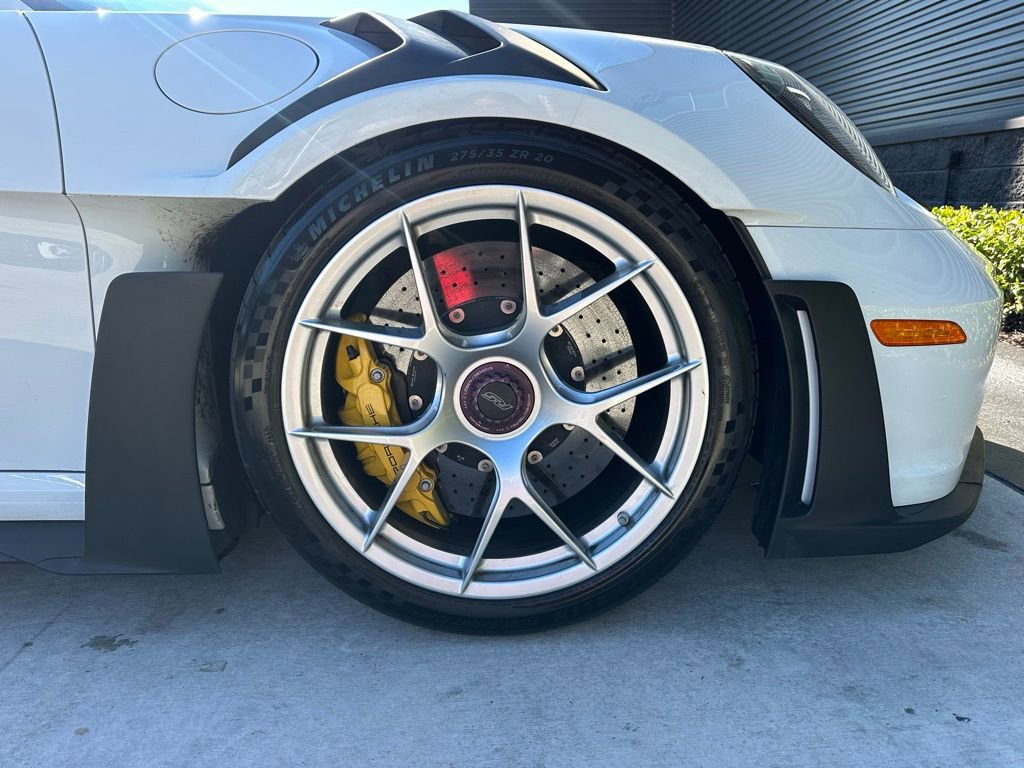 Certified 2025 Porsche 911 GT3 RS RWD image 14