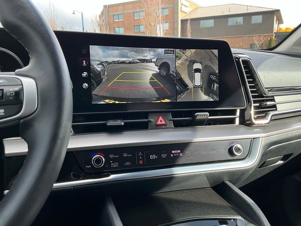 Used 2023 Kia Sportage SX Prestige image 16