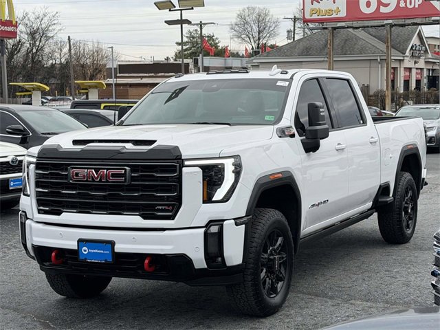 Used 2024 GMC Sierra 2500 AT4 w/ AT4 Premium Plus Package image 4