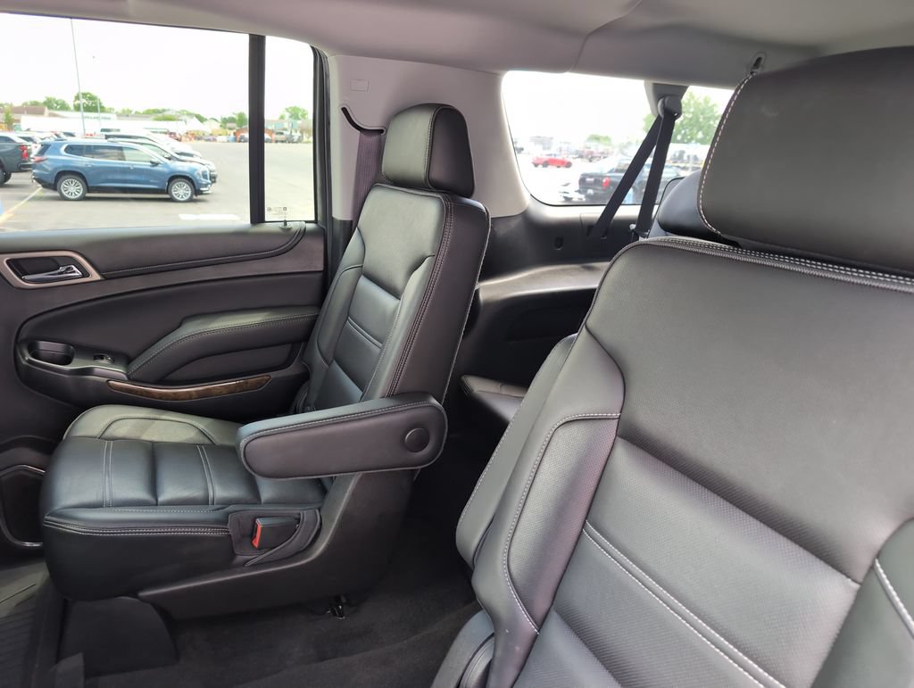 Used 2017 GMC Yukon XL Denali w/ Open Road Package AWD/4WD image 13