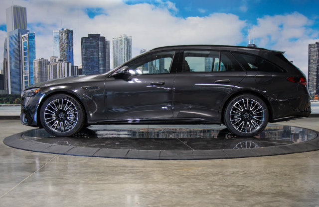 New 2027 Mercedes-Benz E 53 AMG e 4MATIC Wagon image 6