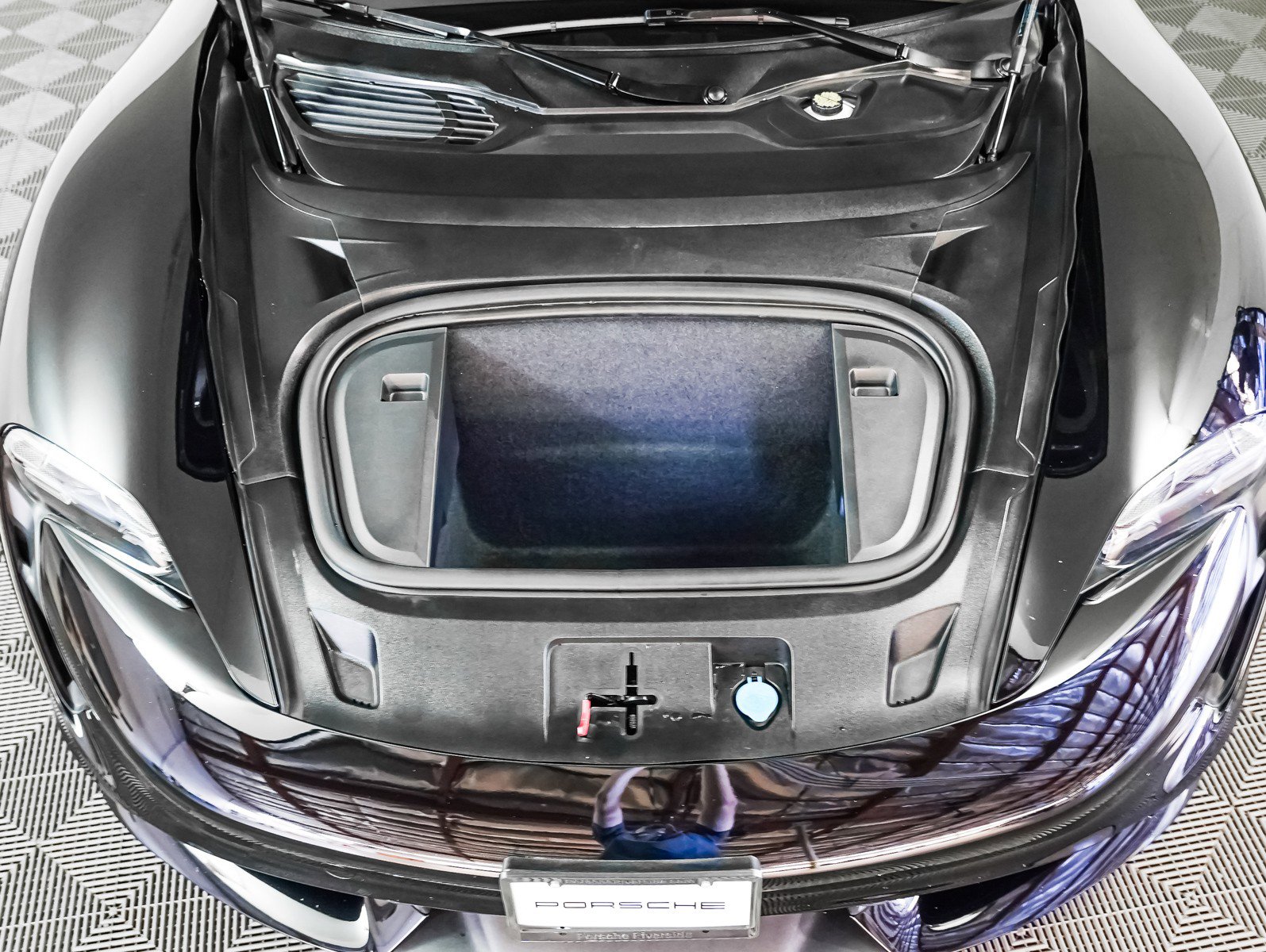 Certified 2021 Porsche Taycan Turbo image 12