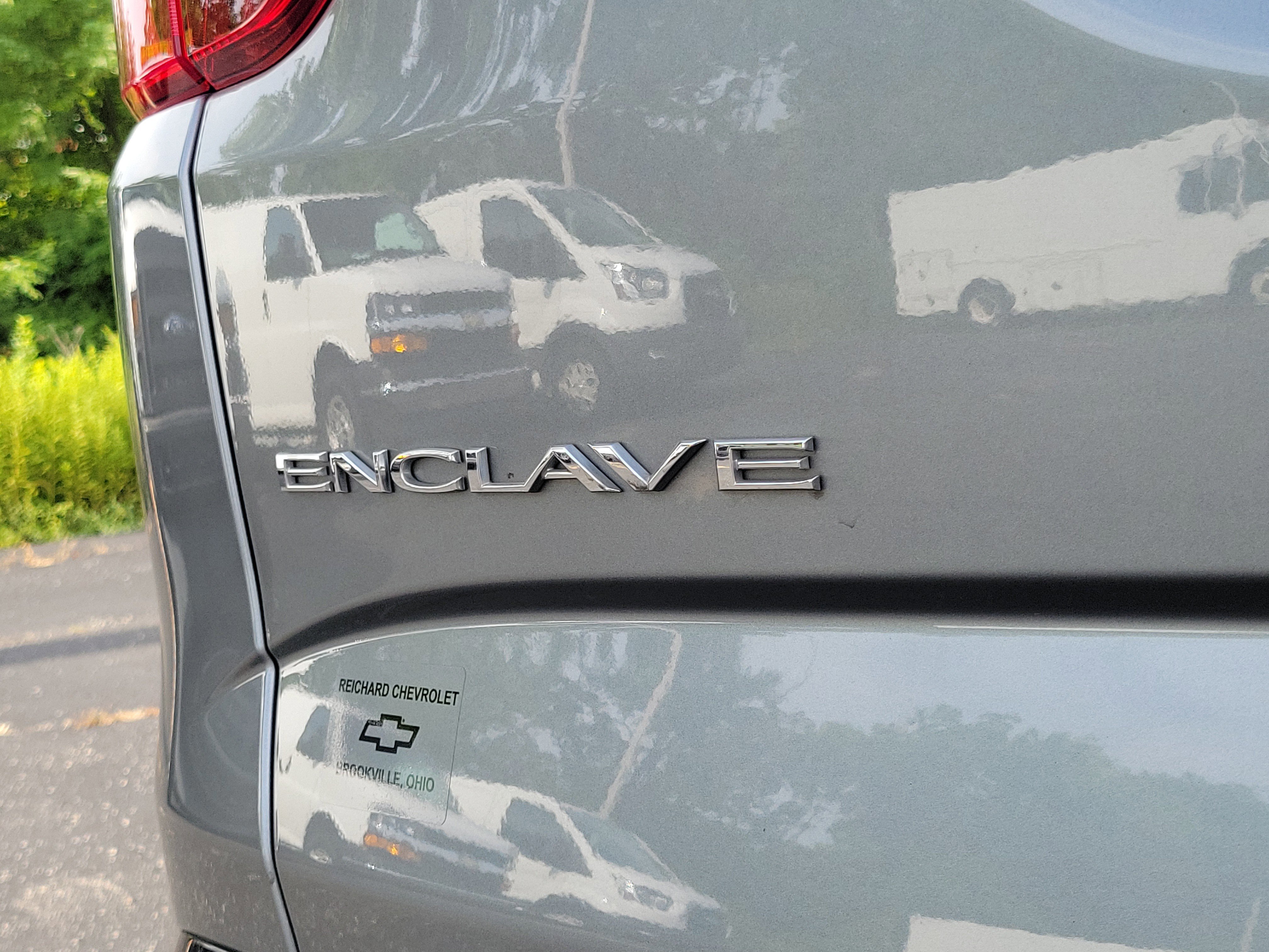 Used 2023 Buick Enclave Essence w/ Experience Buick Package image 6