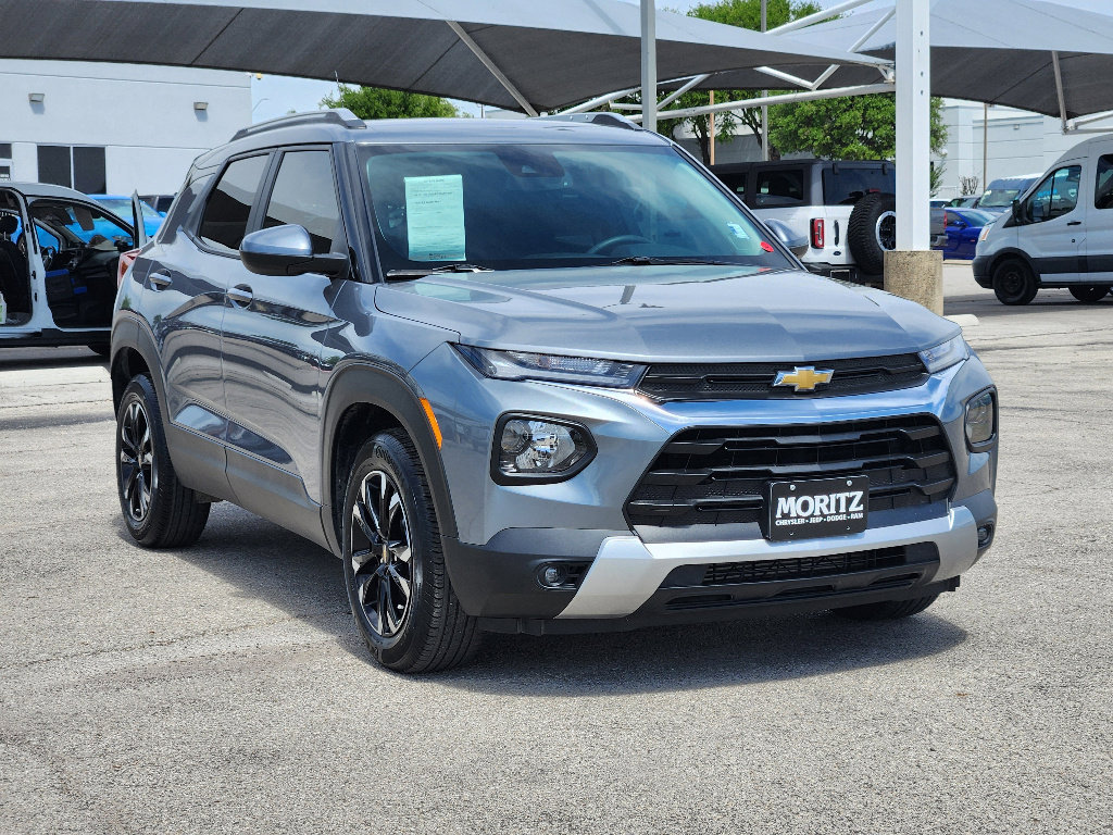 Used 2022 Chevrolet TrailBlazer LT image 3