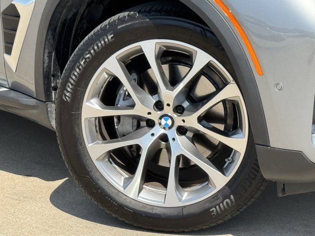 Used 2026 BMW X5 sDrive40i RWD image 37