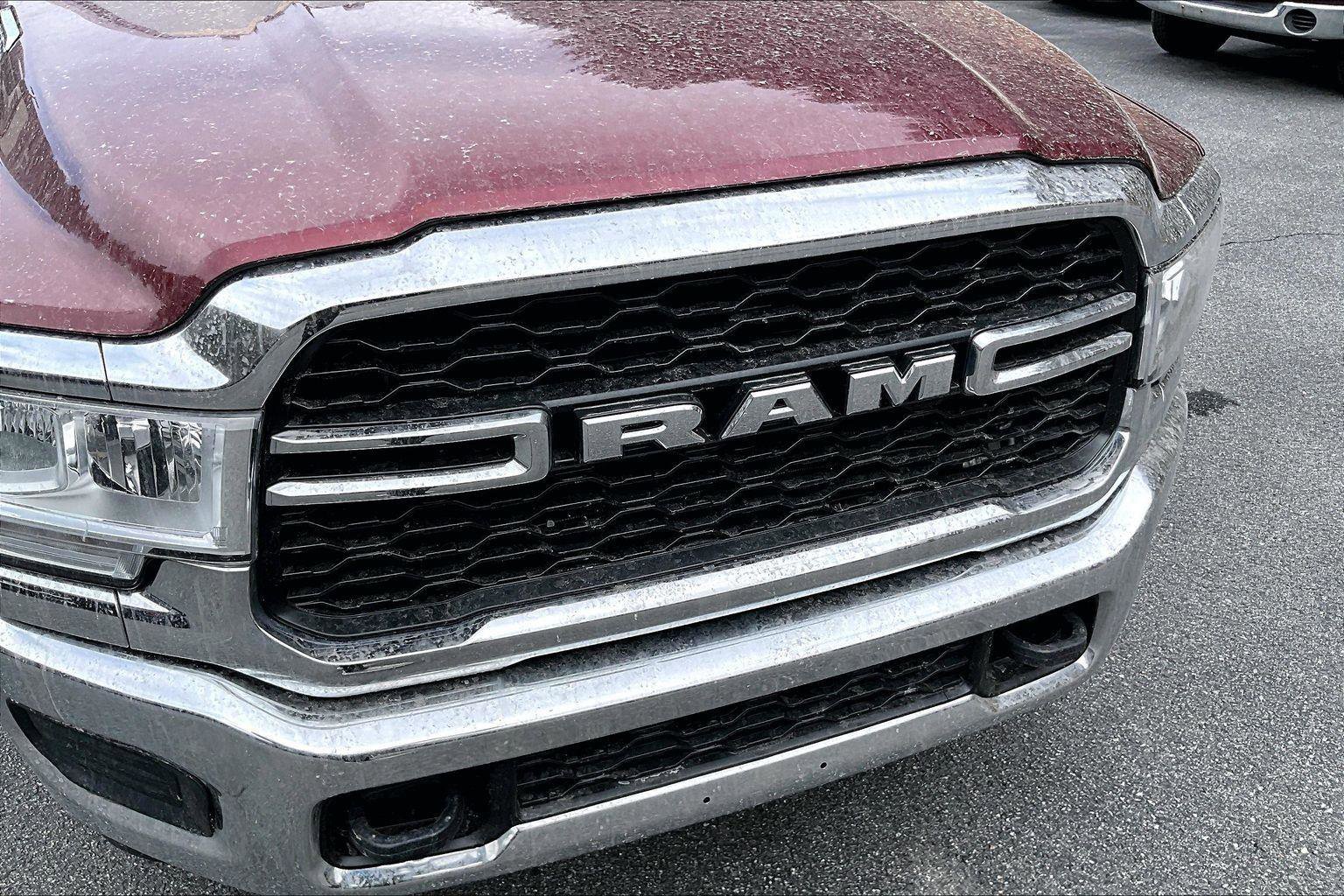 Used 2024 RAM 3500 Tradesman w/ Chrome Appearance Group image 29